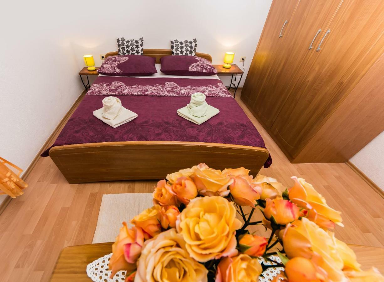Apartment Leut With Spacious Terrace And Sea View Slatine Ngoại thất bức ảnh